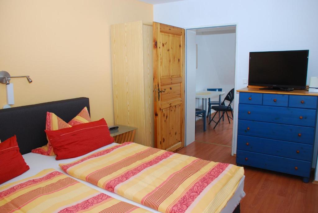 Hotel Alt-Rodenkirchen Colónia Quarto foto